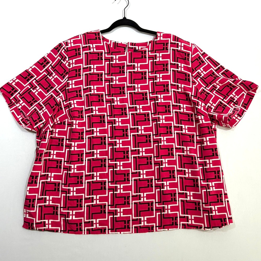 Maggie Barnes Blouse Women's 2X 22/24W Pink Geometric Keyhole Short Sleeve Top